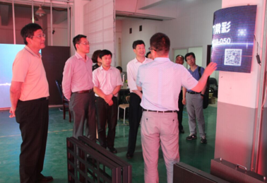 常州大學(xué)黨委浦玉忠、副校長芮國強，常州市政協(xié)副主席、三會會長顧森賢，常州市中小企業(yè)促進(jìn)中心主任胥加祥等領(lǐng)導(dǎo)來我司參觀考察